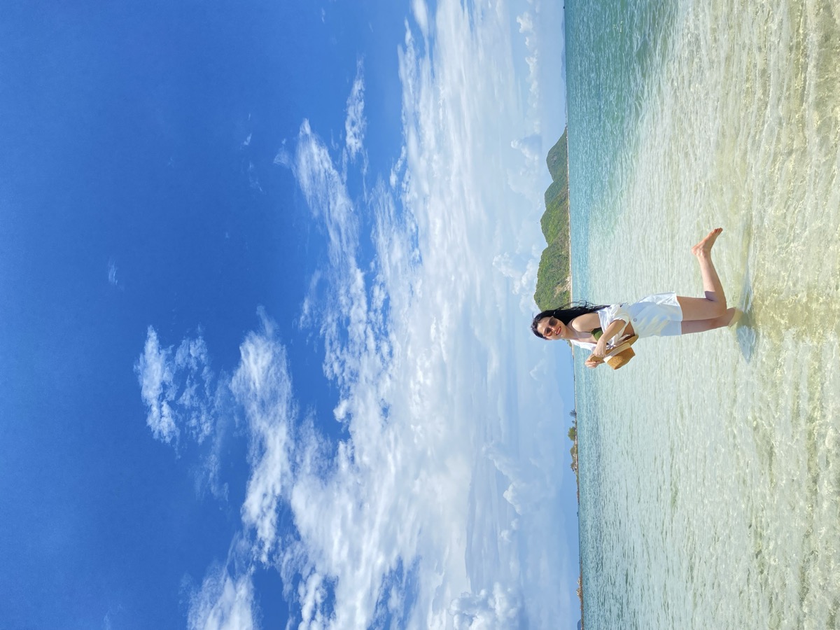 Crystal clear waters and tropical islands